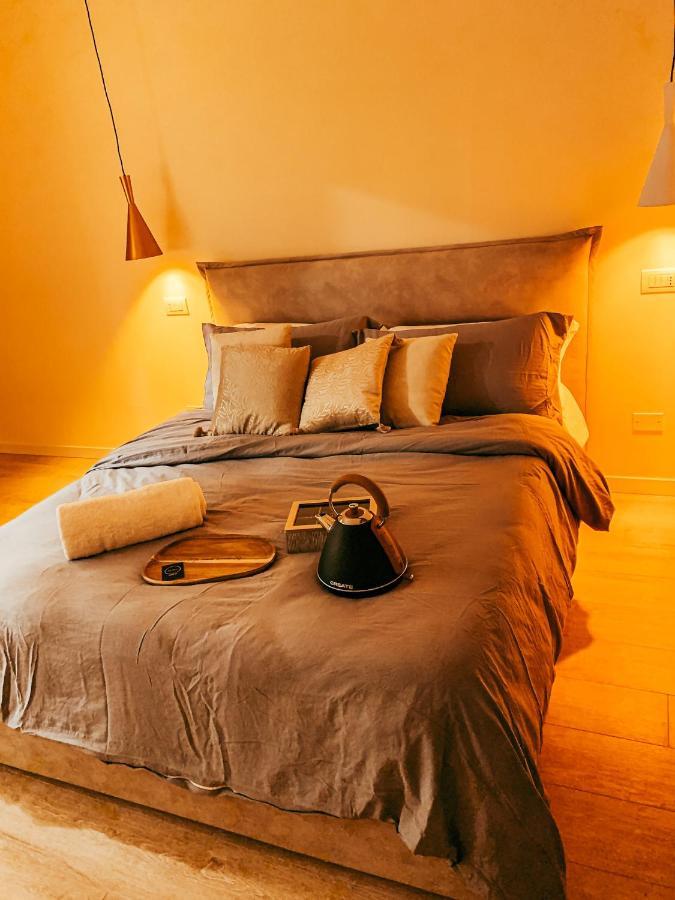 B&B Salus Civico 23 Reggio Emilia Exteriör bild